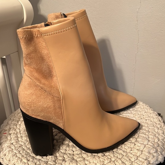 NWOT Tan block heel boots - Picture 2 of 5